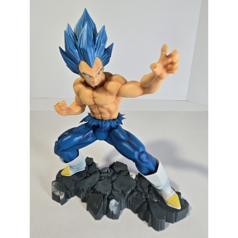 Banpresto Dragonball Z Dokkan Battle 6th Anniversary SSGSS Vegeta Figure